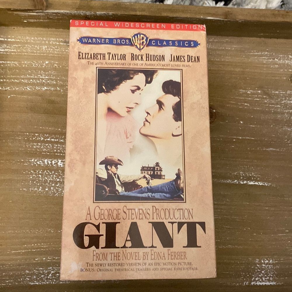Elizabeth Taylor Rock Hudson James Dean GIANT Box set of 2 VHS Tapes